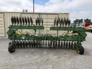 John Deere 400