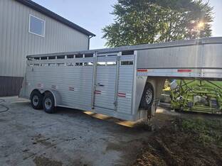 2012 W-W Trailer GN20