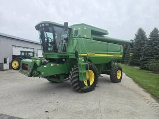 2004 John Deere 9560 STS