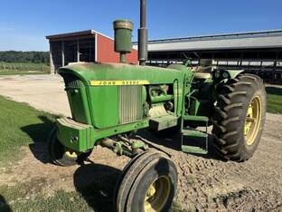 1962 John Deere 4010