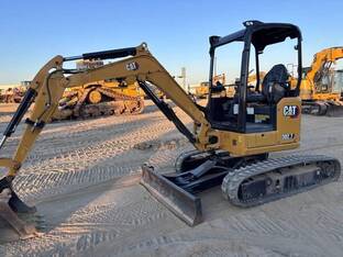 2022 Caterpillar 302.7CR