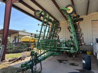 2011 John Deere 730