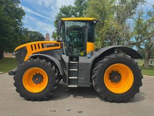 2018 JCB Fastrac 8330
