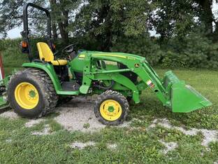 2023 John Deere 3039R