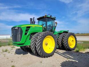 2010 John Deere 9230
