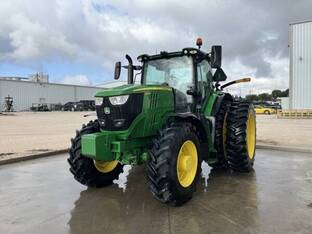 2021 John Deere 6215R