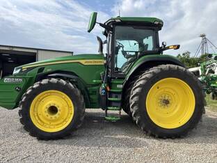 2026 John Deere 8R 310