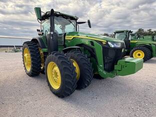 2024 John Deere 8R 340