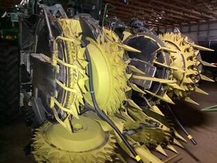 2024 John Deere 772
