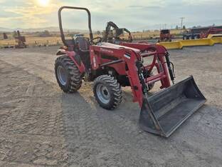2019 Mahindra 2638 HST