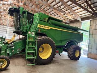 2022 John Deere X9 1000