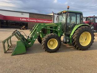 2008 John Deere 6230