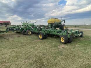 2021 John Deere 1890