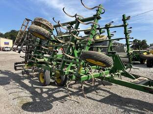 2000 John Deere 980