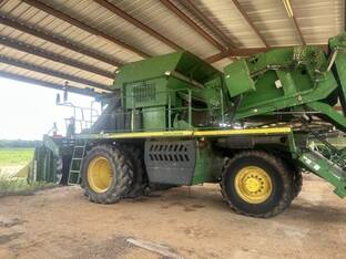 2010 John Deere 7760