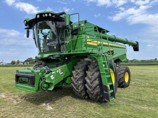 2025 John Deere S7 800