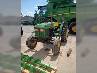 1992 John Deere 5200