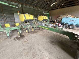 2005 John Deere 1760NT