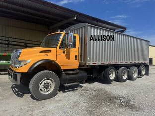 2004 International WORKSTAR 7600