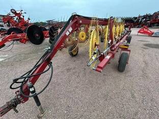 2011 New Holland 154