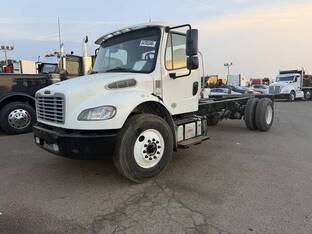 2021 Freightliner BUSINESS CLASS M2 106