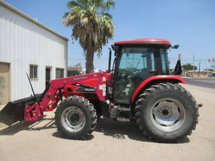 2012 Mahindra 8560