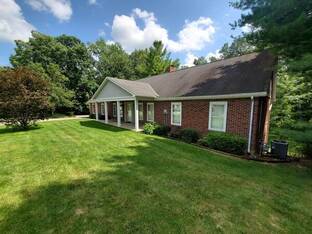 1-1/2 STORY HOME