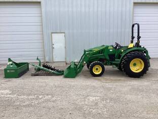 2022 John Deere 4044M