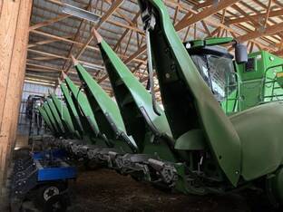 2018 John Deere 708C