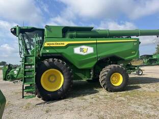 2025 John Deere S7 800