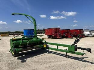 2012 John Deere 3975