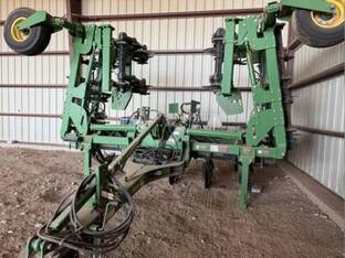 2015 John Deere 2510H