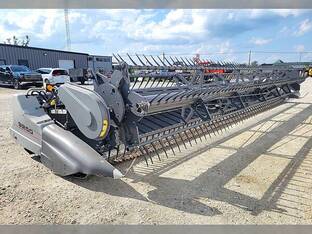 2014 Gleaner 9250