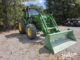 2023 John Deere 6120E