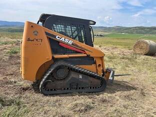2010 Case 440CT-3