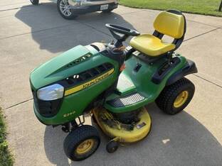 2016 John Deere S240