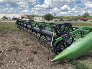 2013 John Deere 630D