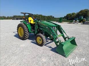 2022 John Deere 4052R