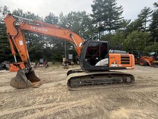 2018 Hitachi ZX210 LC-6