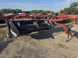 2003 MacDon Industries 4000