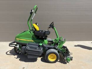 2022 John Deere 2750 Precision Cut