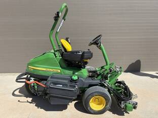 2022 John Deere 2750