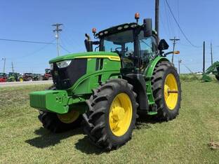 2025 John Deere 6R 215