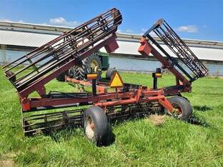 2011 Case IH CRUMBLER
