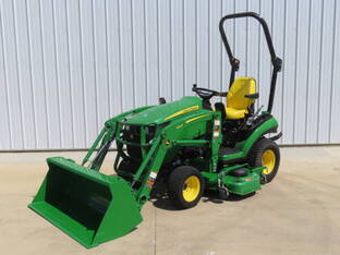 2019 John Deere 1025R