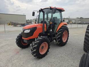 2017 Kubota M7060