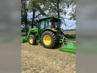 2011 John Deere 5105M